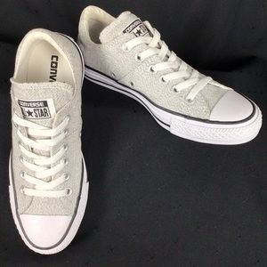 CONVERSE Chuck Taylor All Star "Madison" Low Top Sneakers 6.5